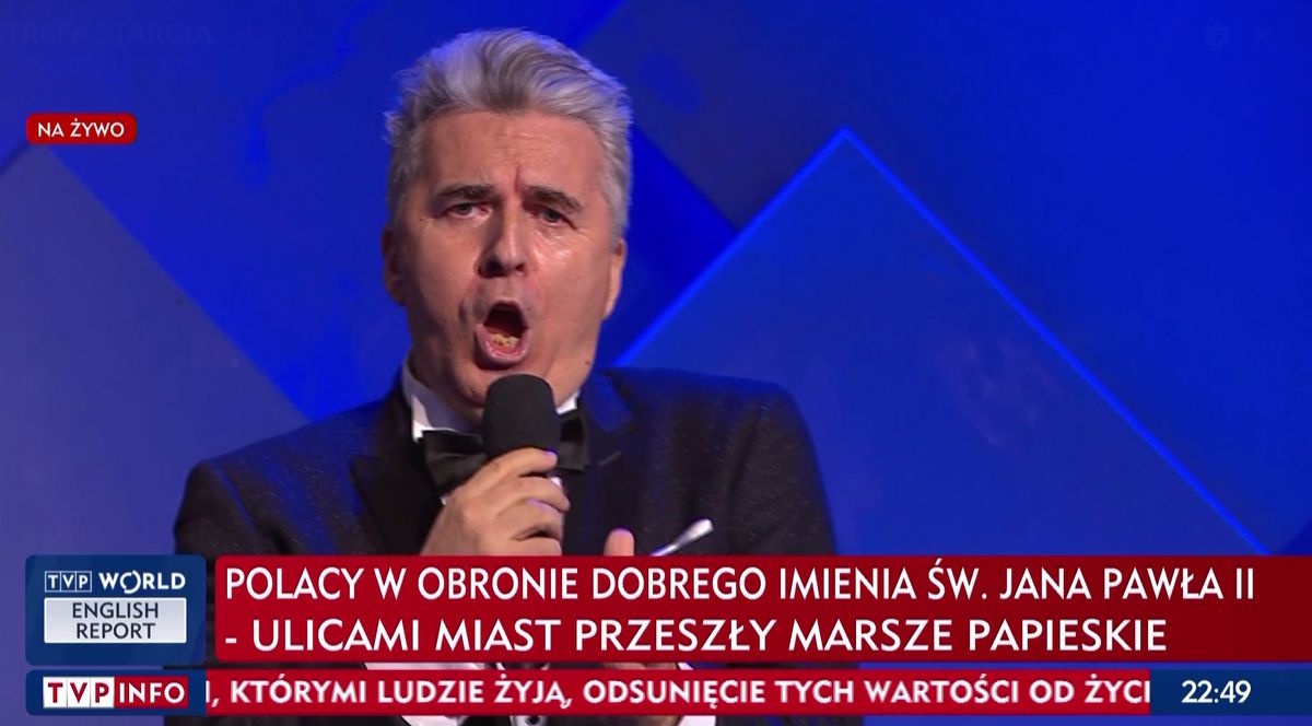 Zaskakujący występ śpiewaka operowego w TVP Info