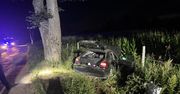 Kruklin: Groźny wypadek. 18-latek uderzył w drzewo