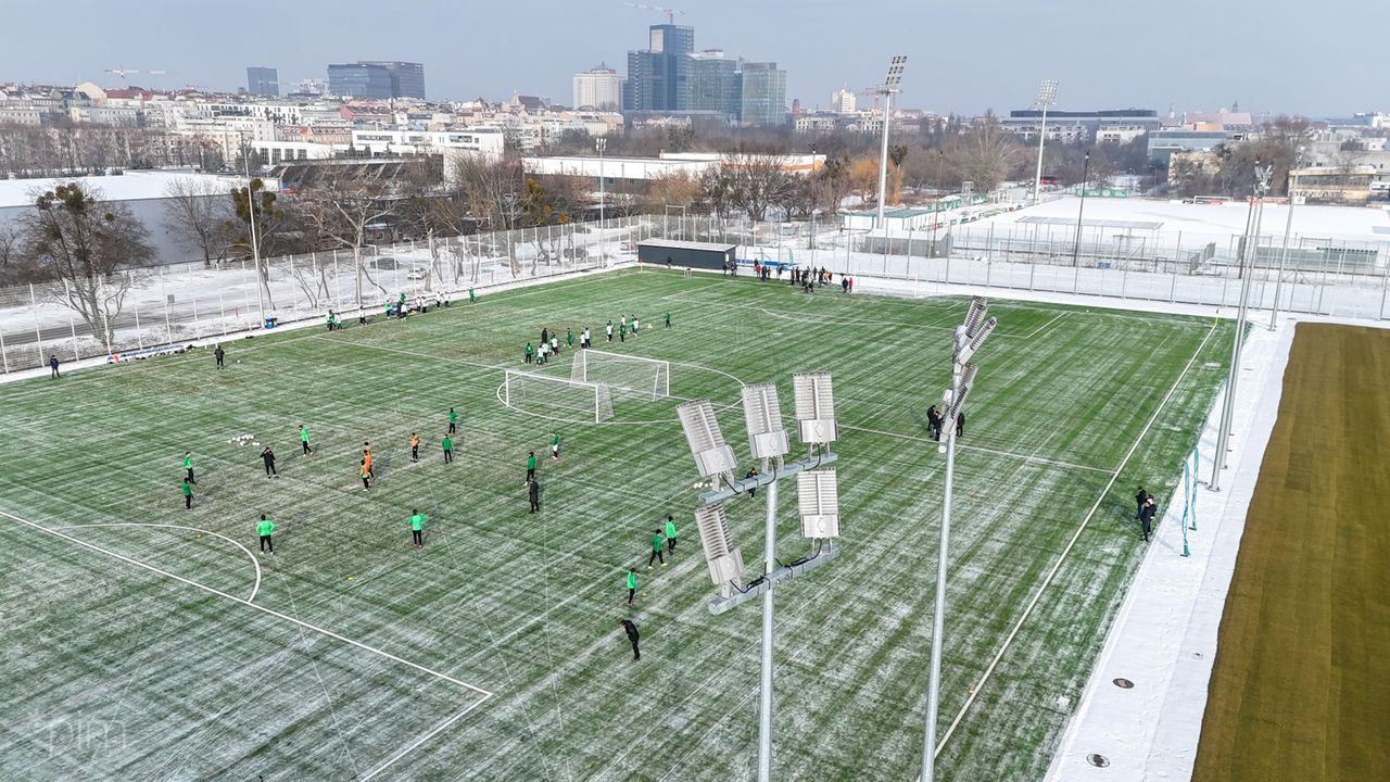 Nowe boiska przy Drodze Dębińskiej gotowe. POSiR przejmuje obiekty, treningi ruszają od zaraz