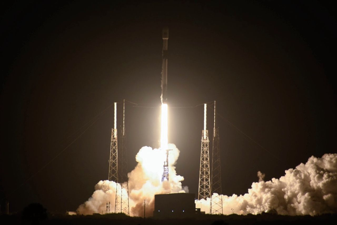 Start rakiety Falcon 9 z tureckim satelitą Türksat 5A