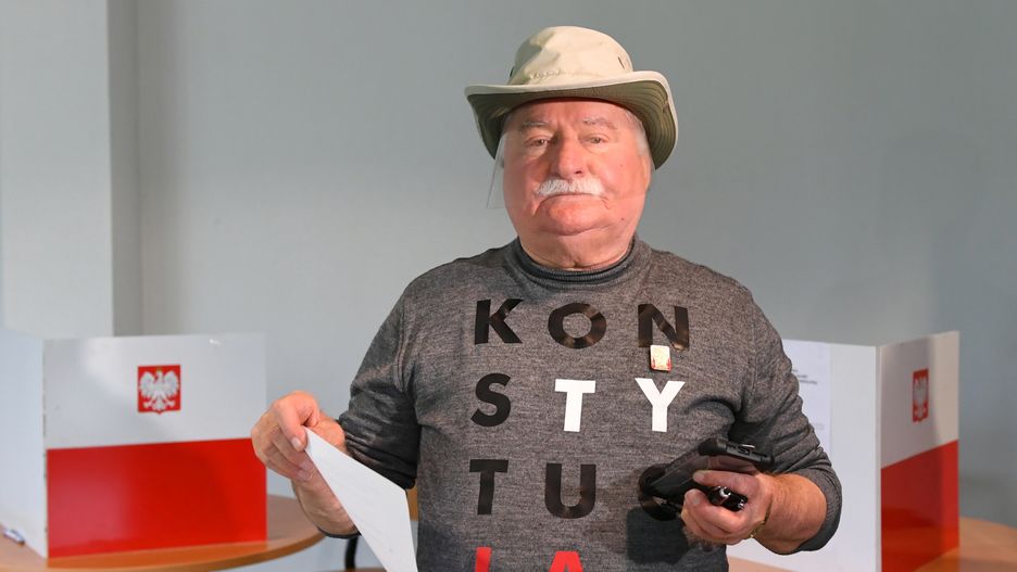 Lech Wałęsa podkreślił, że utrzymanie domu i działki obciąża go finansowo