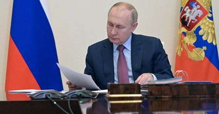 Tak Putin mieszał w Hiszpanii. Przedstawiciel Kremla miał omawiać wysłanie 10 tys. żołnierzy