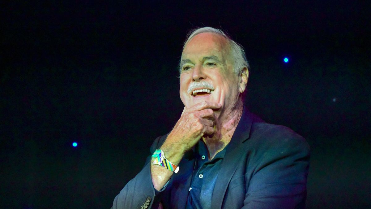 Comedy with the Cleeses - 2022 SXSW Conference and Festivals
AUSTIN, TEXAS - MARCH 12: John Cleese speaks onstage at 'Comedy with the Cleeses' during the 2022 SXSW Conference and Festivals at Creek and the Cave on March 12, 2022 in Austin, Texas. (Photo by Amanda Stronza/Getty Images for SXSW)
Amanda Stronza
bestof, topix