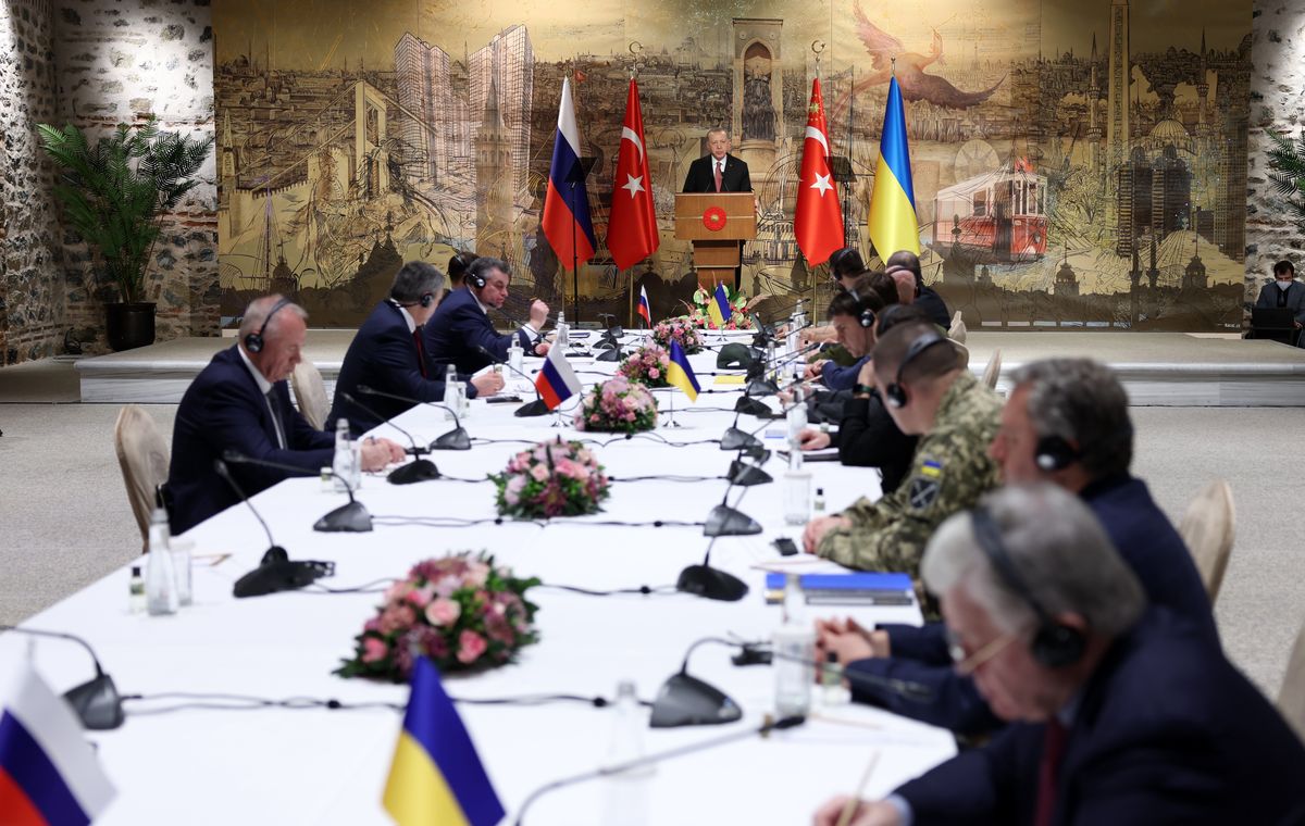 ISTANBUL, TURKIYE - MARCH 29: Turkish President Recep Tayyip Erdogan speaks ahead of the peace talks between delegations from Russia and Ukraine at Dolmabahce Presidential Office in Istanbul, Turkiye on March 29, 2022. (Photo by Arda Kucukkaya/Anadolu Agency via Getty Images)