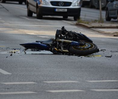 Dużo mniej wypadków z udziałem motocyklistów. Tylko 77 od początku roku