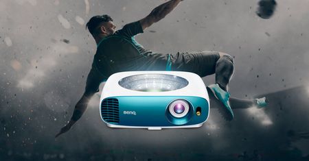 BenQ prezentuje projektor 4K z obsługą HDR, który sprawdzi się w domu i plenerze