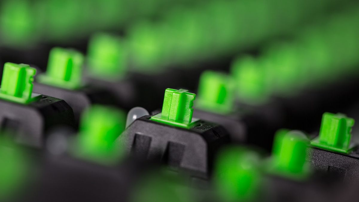 Razer rzuca wyzwanie – autorskie mechaniczne przełączniki w BlackWidow Ultimate 2014 1