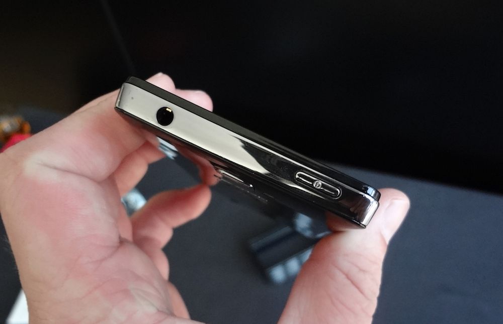 Smartfon Prestigio z Atomem Intela debiutuje w Polsce [pierwsze wrażenia] 6