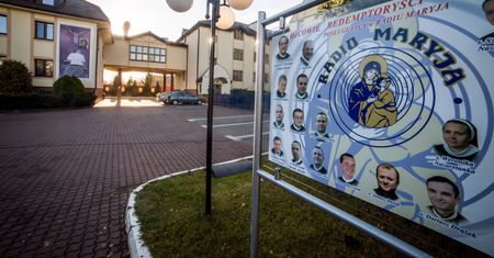 Radio Maryja radzi żonom. Zdumiewające zalecenia na antenie