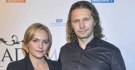 Jest posłanką PiS i wychowuje sześcioro dzieci. Dominika Chorosińska zdradziła kiedyś męża: "Z Bożą pomocą udało nam się URATOWAĆ nasze małżeństwo"