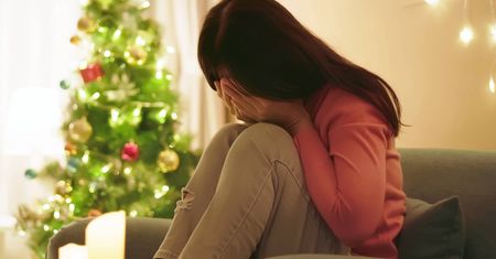 Zamarła, gdy otworzyła prezent od teściowej. "Upokorzyła mnie przy wszystkich"