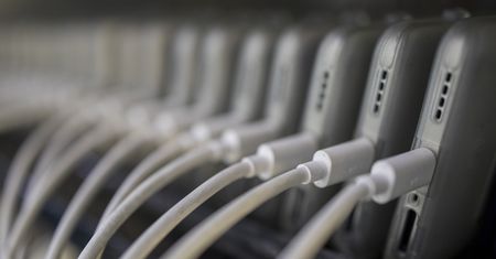 Australijski sąd ukarał Samsunga. Reklamy smartfonów wprowadziły w błąd. Klienci to odczuli