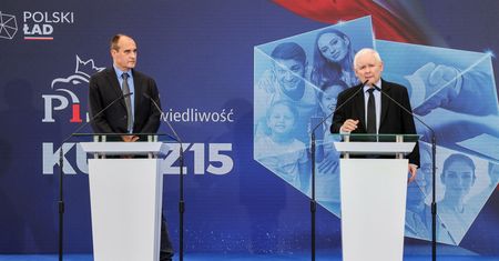 Paweł Kukiz "sprawdza" PiS. Zaapelował też do Tuska