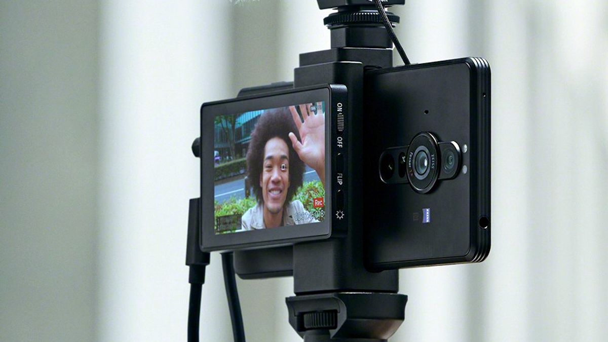 Sony prawie upilnowało sekretu. Fotograficzna bestia wyciekła tuż przed premierą 1