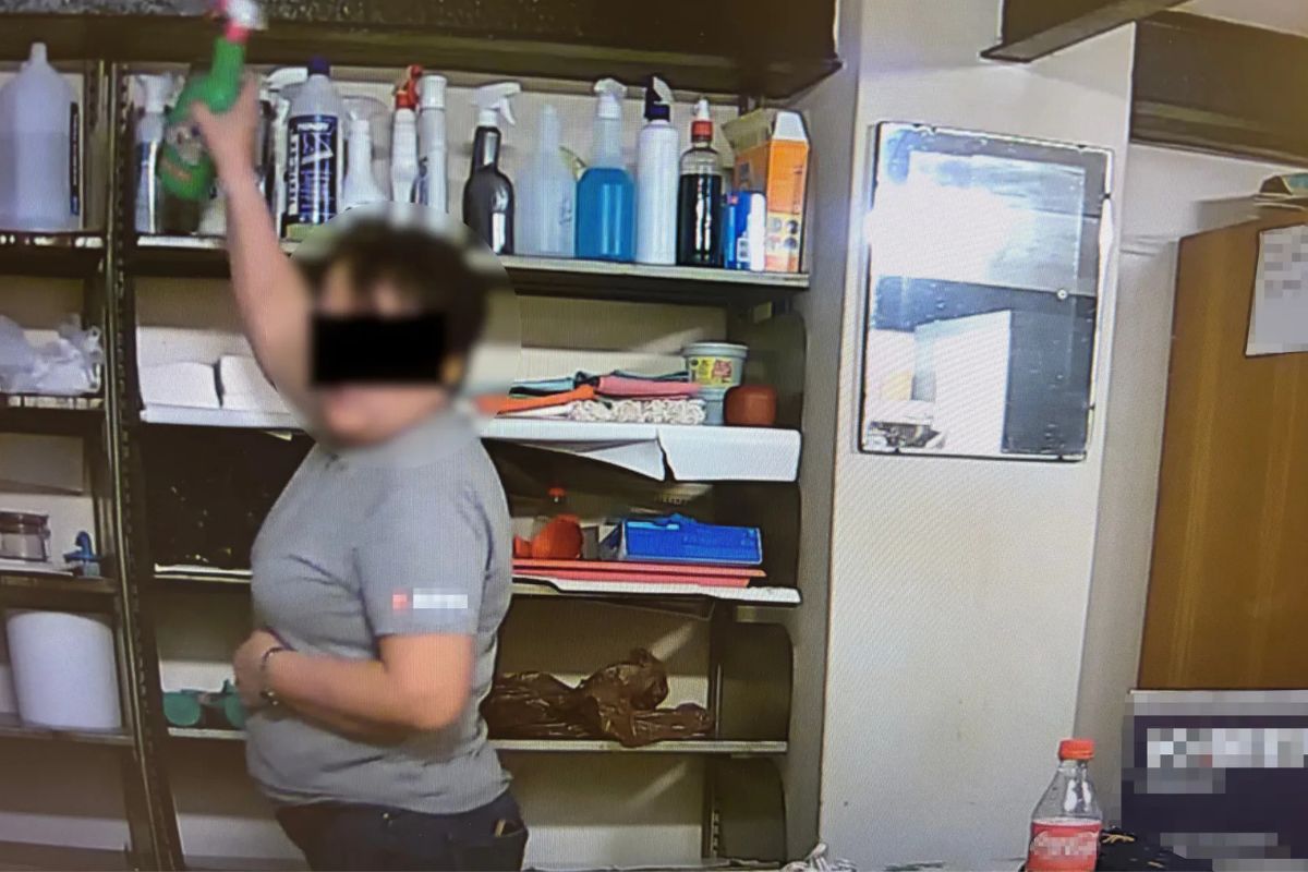 Kobieta podtruwała koleżankę z pracy