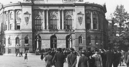 Politechnika Warszawska siedzibą masonerii "Wielki Wschód"