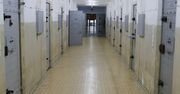 Zarzut zabójstwa dla 70-latka. Zaatakował kobietę siekierą