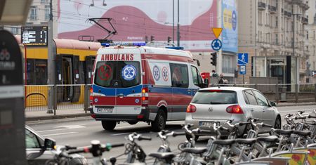 Warszawa bez karetek. Brakuje personelu