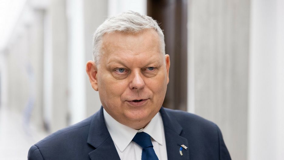 To dlatego Dworczyk odchodzi z KPRM. Suski zdradził powód