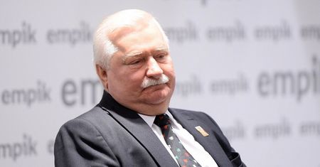 Lech Wałęsa do policjantów: "Przestańcie wspierać obecnych decydentów"