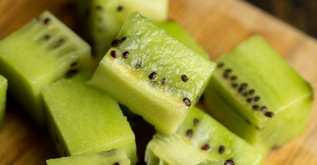 Jesz kiwi codziennie? Twój organizm szybko to odczuje