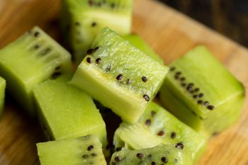 Jesz kiwi codziennie? Twój organizm szybko to odczuje