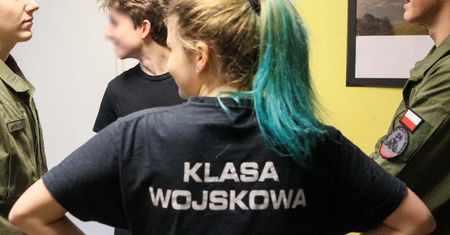 Fatalne wyniki kontroli NIK w szkołach mundurowych. Masa zaniedbań i uchybień