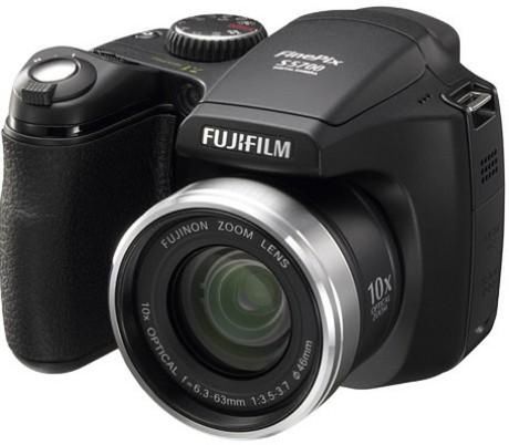 Fujifilm FinePix S5700 z 10-krotnym zoomem optycznym