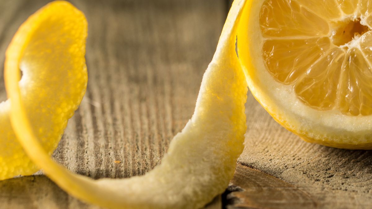Skórka z cytryny ma wiele zastosowań