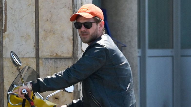 Antek Królikowski wychodzi ze szpitala