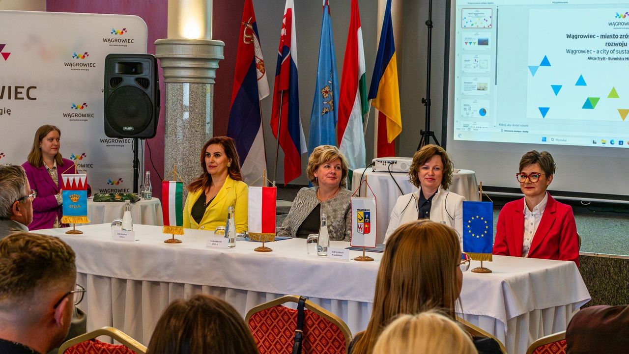 Zrównoważony transport tematem polsko-węgierskiej konferencji w Wągrowcu