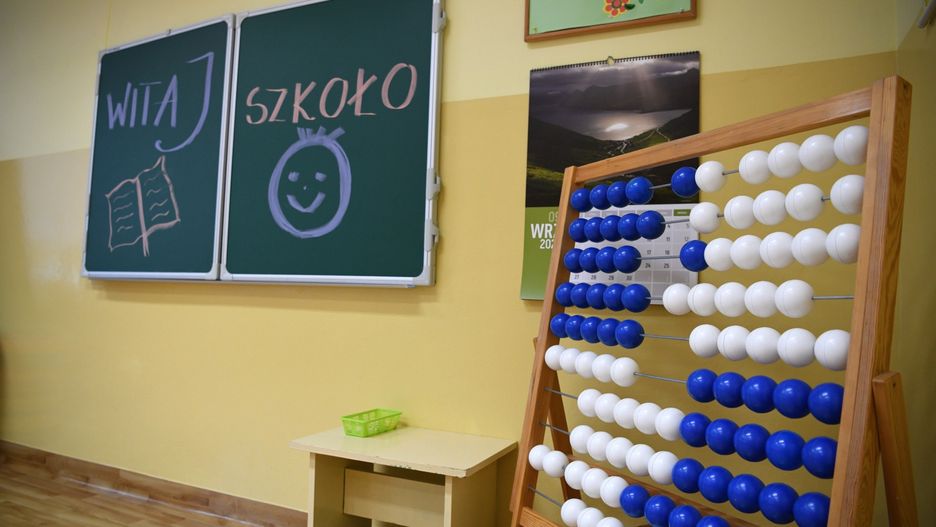 Dyrektorzy będą organizowali akcje szczepień przeciw COVID-19 w szkołach