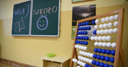 Jak będą wyglądały szczepienia przeciw COVID-19 w szkołach?
