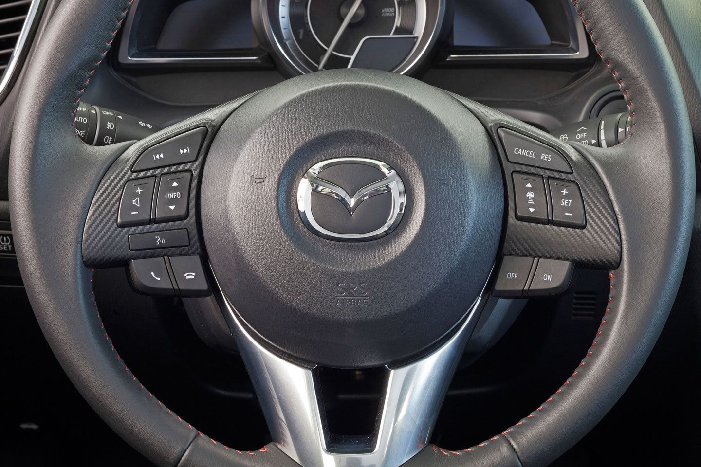 Nowa Mazda3 sedan w pełnej krasie [galeria] 28