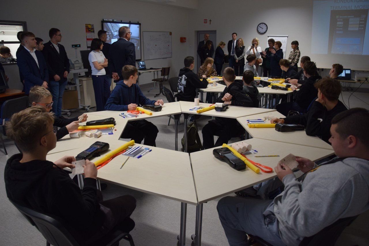 Zespół Szkół w Zduńskiej Woli Karsznicach kusił uczniów szkół podstawowych