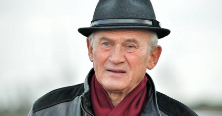 Ma 12 tys. zł emerytury. Zapytaliśmy go, co sądzi o cenach