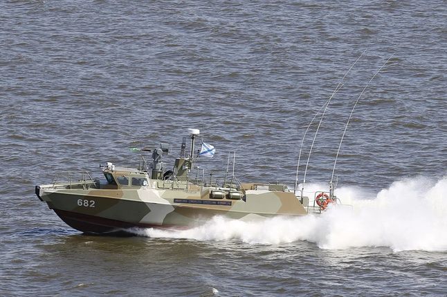 Rosyjska łódź patrolowa Raptor