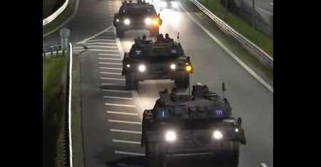 Nocny przerzut Panzerlehrbataillon 93 na Litwę. Przejechał przez Polskę