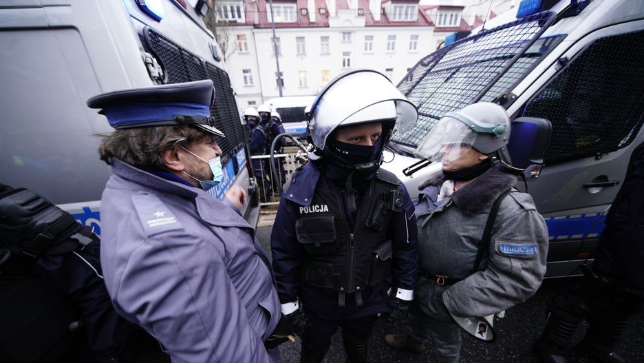 Policjanci stracili stanowiska. Trwa postępowanie dyscyplinarne