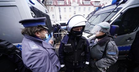 Afera w policji. Wysocy rangą oficerowie tracą stanowiska