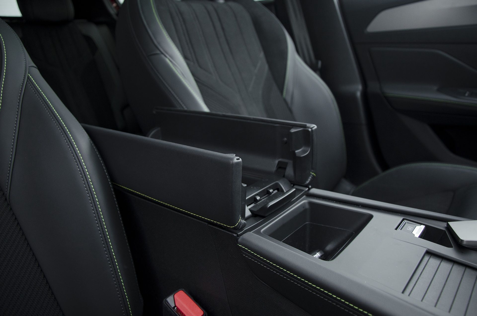 Peugeot 408 1.2 PureTech 130 GT