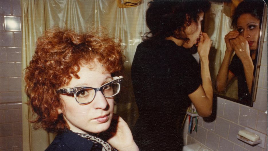 Nan Goldin, bohaterka filmu "Całe to piękno i krew", który pojawił się w programie MDAG