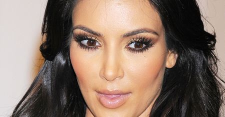 Kim Kardashian jest głupsza od Paris Hilton?