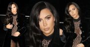 Kim Kardashian eksponuje silikonowy biust w przezroczystym kombinezonie