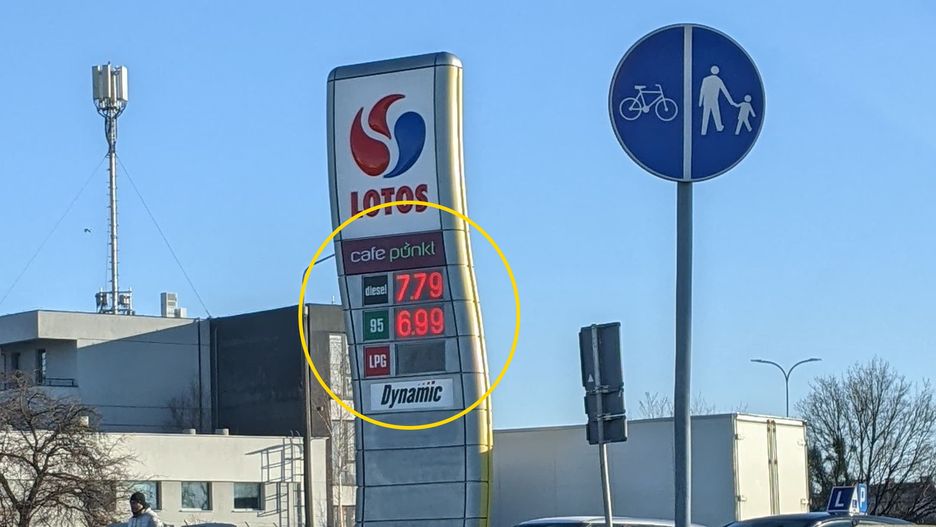 Stacja paliw Lotos w Gdańsku