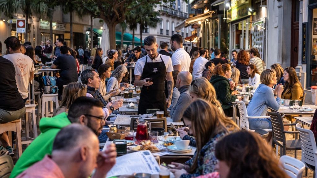 Rząd wprowadzi kolejną podwyżkę płacy minimalnej 