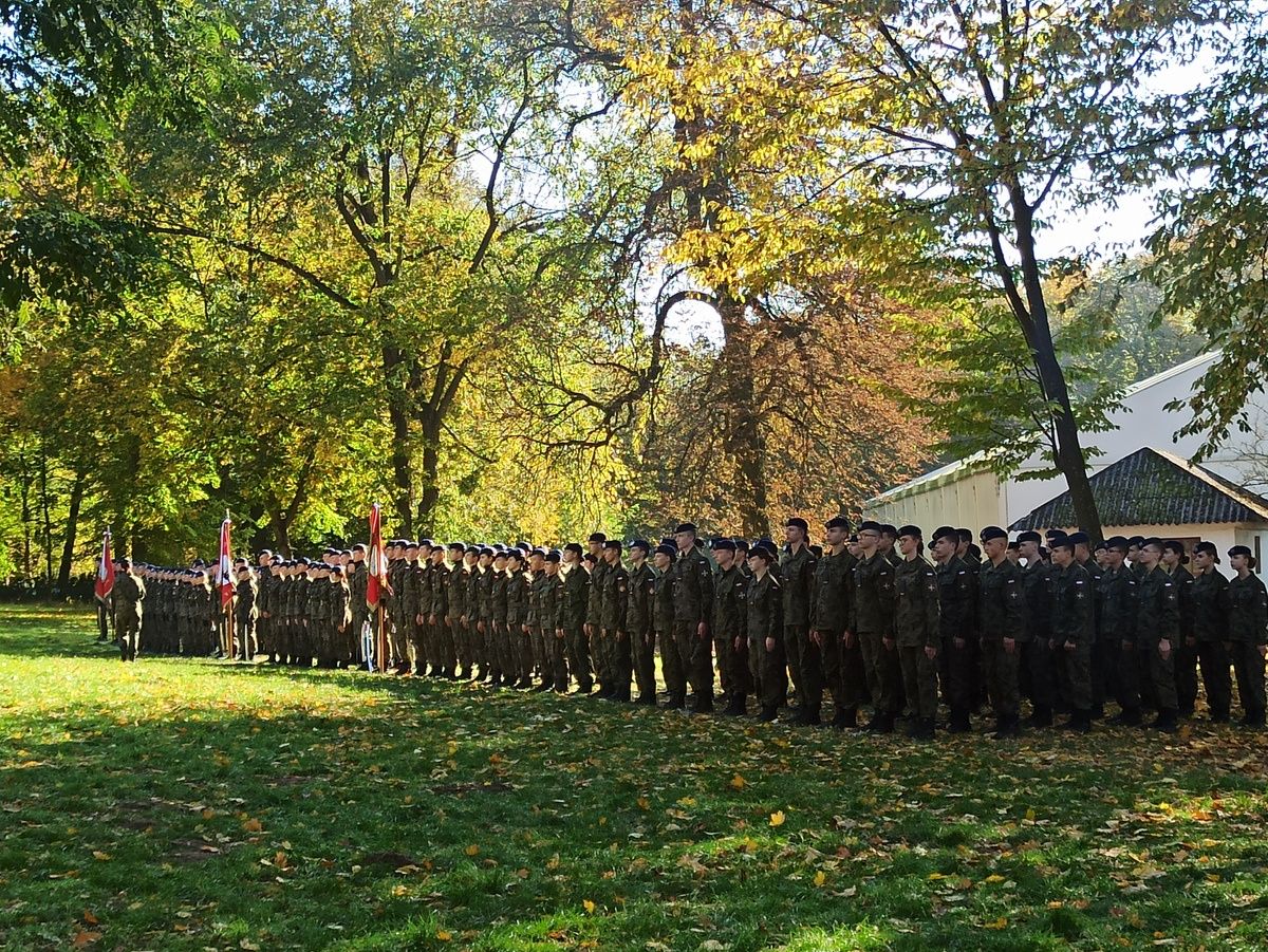 Ślubwoanie kadetów