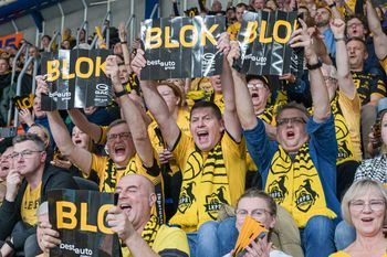 Lublin: Liga Mistrzów. Kibice obejrzeli prawdziwy koncert i jeszcze długo po nim oklaskiwali lubelskich siatkarzy