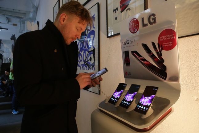 LG G Flex2