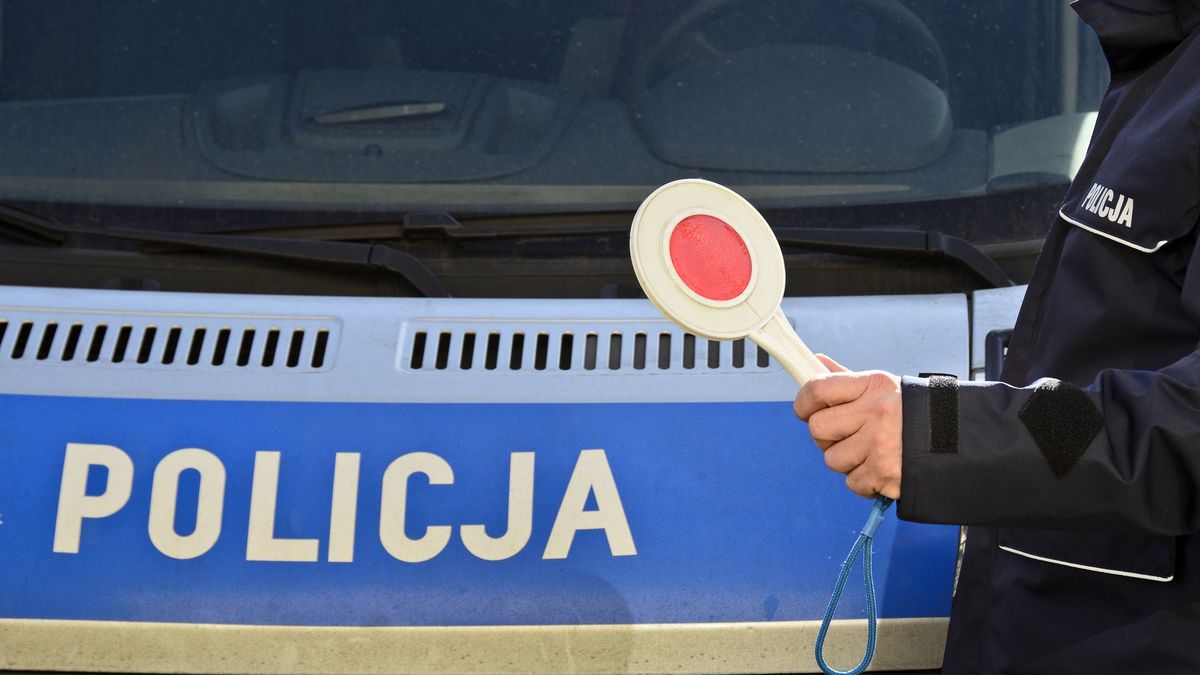 Policjanci zatrzymali "drogowego recydywistę. Słono zapłacił